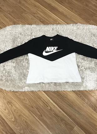 Лонгслив nike sportswear,оригинал,размер m