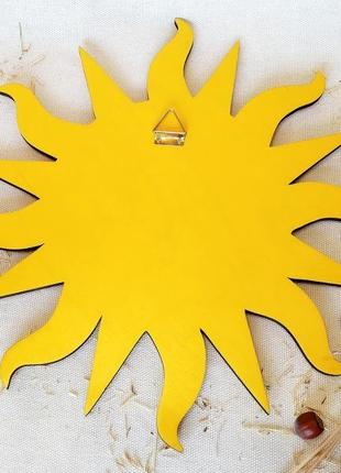 Дерев'яне дзеркало сонце жовтого кольору, декоративне дзеркало у формі сонця, стильне дзеркало3 фото