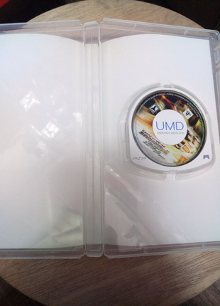 Гра sony psp umd диск fast and the furious3 фото