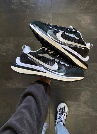 Nike vaporwaffle sacai