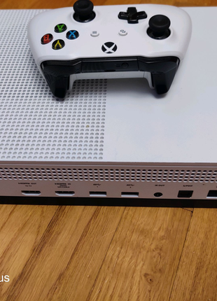 Ігрова приставка xbox one s 1 tb