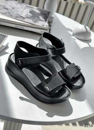 Босоніжки натуральна шкіра