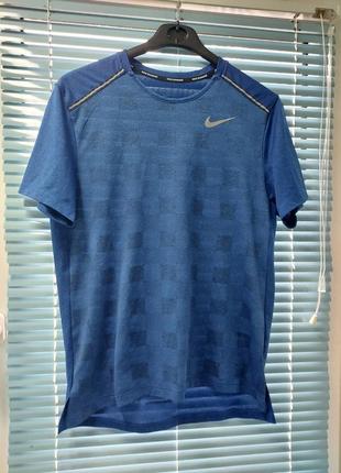 Футболка nike running dri-fit