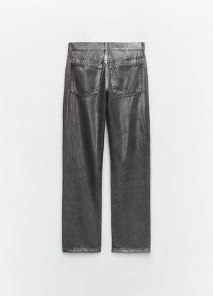 Стильные металлизированные джинсы zara straight прямые7 фото