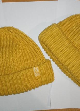 Стильна шапочка на хлопчика