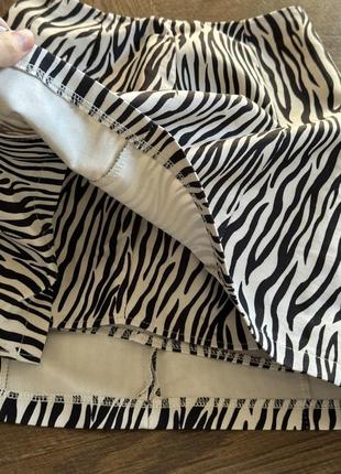 Юбка-шорты с принтом зебры5 фото
