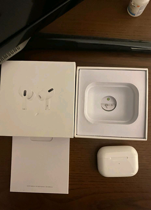 Airpods pro нові