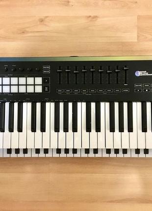 Міді клавіатура novation launchkey mk3 49