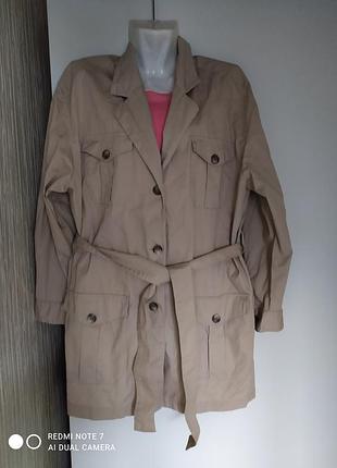 Жакет бежевый базовый