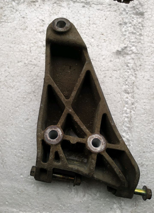 Кронштейн кріплення генератора део ланос