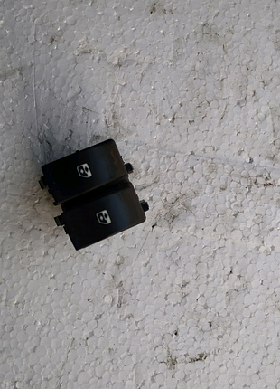 Кнопки лівої двері renault kangoo рено кенго 2