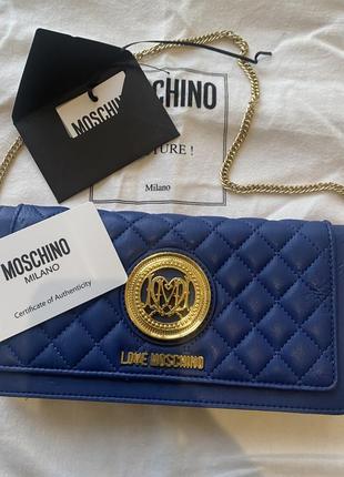 Клатч moschino