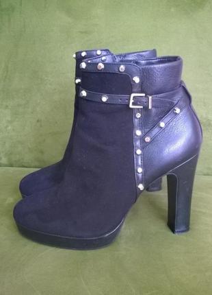 Стильні демісезонні шкіряні черевики розмір 39