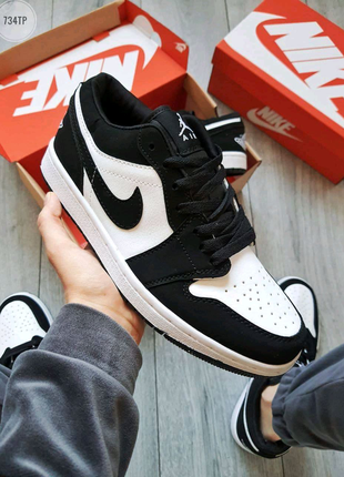 Чоловічі кросівки nike air jordan retro travis scott