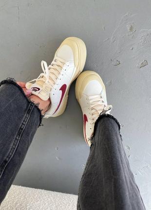 Шикарные женские кроссовки nike court legacy lift white beige red бежевые с красным6 фото
