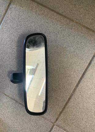 Дзеркало заднього виду