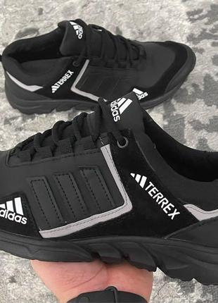 Чоловічі шкіряні кросівки adidas terrex1 фото