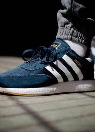 Кросівки adidas iniki