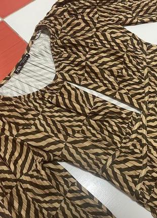 Шикарное плиссированное платье zara /новая коллекция/геометрический принт6 фото