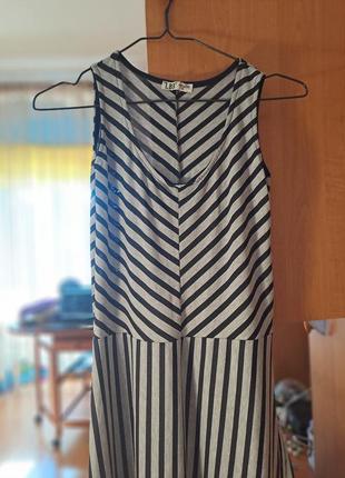 Сукня сіро-чорна довга розмір s