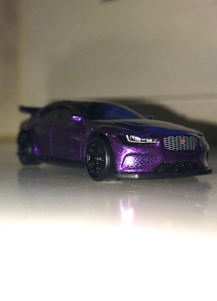 Дитяча іграшка jaguar xe від hot wheels