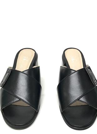 Новые летние шлёпанцы на каблуке 4 см 38 р красивые удобные чёрные шлёпки8 фото
