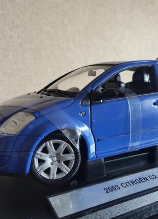 Автомодель welly - citroen - c2 2003 в масштабі 1:18