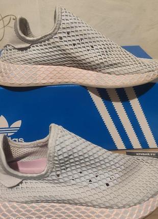 Кросовки жіночі adidas