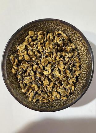 Китайський чай. червоний, золотий равлик