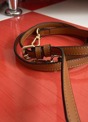 Шикарный кожаный плечевой ремень genuine leather для сумки на карабинах /фурнитура золото/100%кожа1 фото