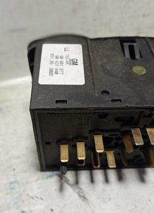 Блок управління освітленням opel astra g 90561377