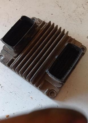 Блок управління двигуном вектра б