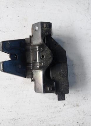 Замок багажника bmw