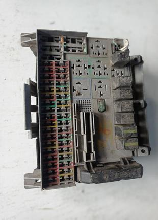 Блок запобіжників opel vectra b