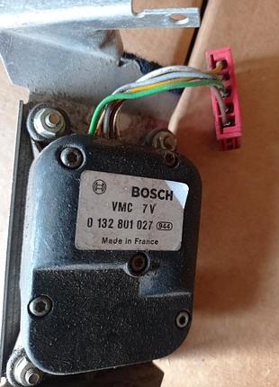 Моторчик заслонки пічки  audi a4 b5