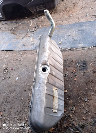 Бак мерседес 124