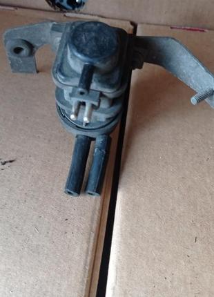 Вакуумний клапан турбіни mercedes w202