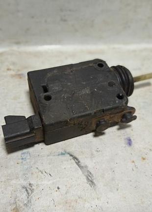 Моторчик, привід замку бака opel astra g