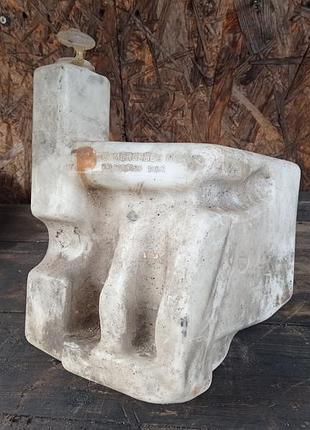 Benz б/у бачок омивача mercedes 410 t1