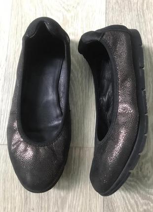 Туфли балетки jones вт.23.5/24см р.36/37 натур. кожуж