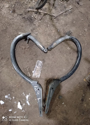 Завіси багажника мерседес 124