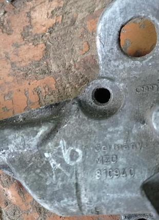 Кронштейн мотора audi a6