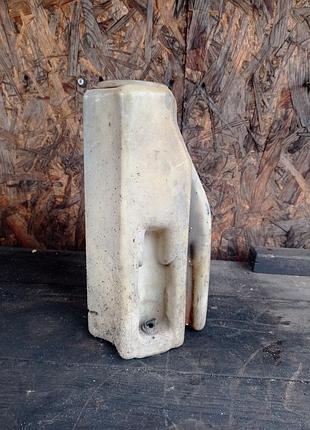Бачок омивача на mercedes w123
