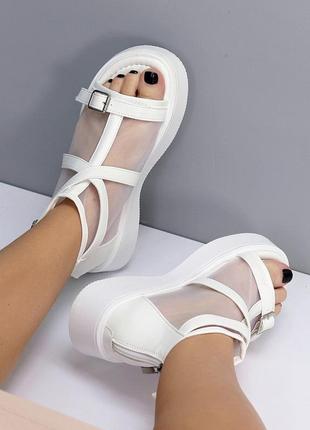 Белые женские летние ботинки закрытые босоножки с сеткой4 фото