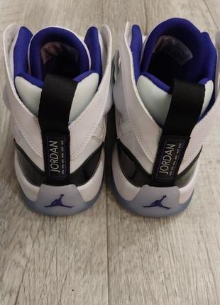 Женские или подростковые кроссовки jordan two trey concord white7 фото