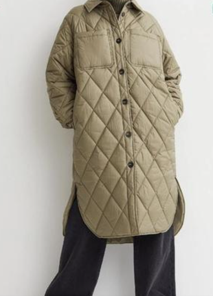 Стёганое лёгкое пальто