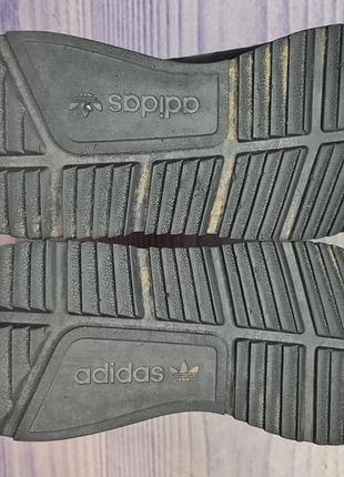 Кроссовки adidas 5