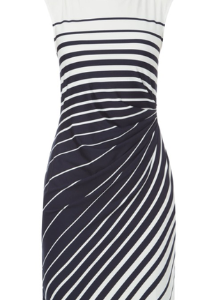 Брендовое платье 👗 скидки на все вещи‼️