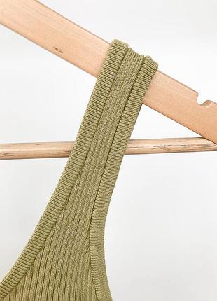 Сукня в рубчик фісташкового кольору h&m richard плаття, літня стильна трикотажна сукня міні, облягаюча жіноча коротка в'язана сукня3 фото