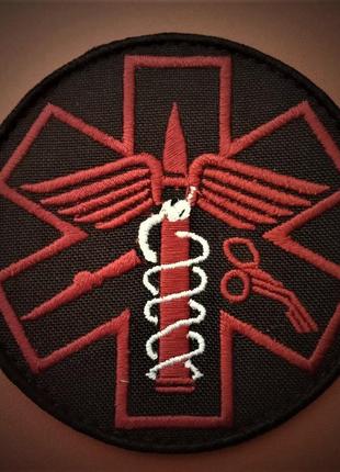 Шеврон для медика на липучці велкро ( патчі нашивки )